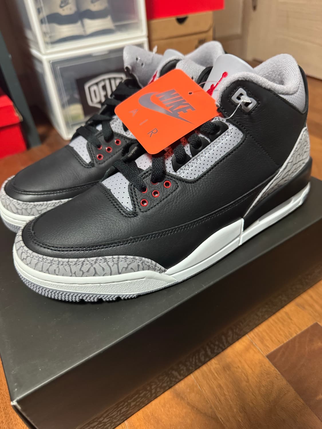 정품새제품 2024 나이키 조던3 블랙시멘트 275mm 상품이미지1