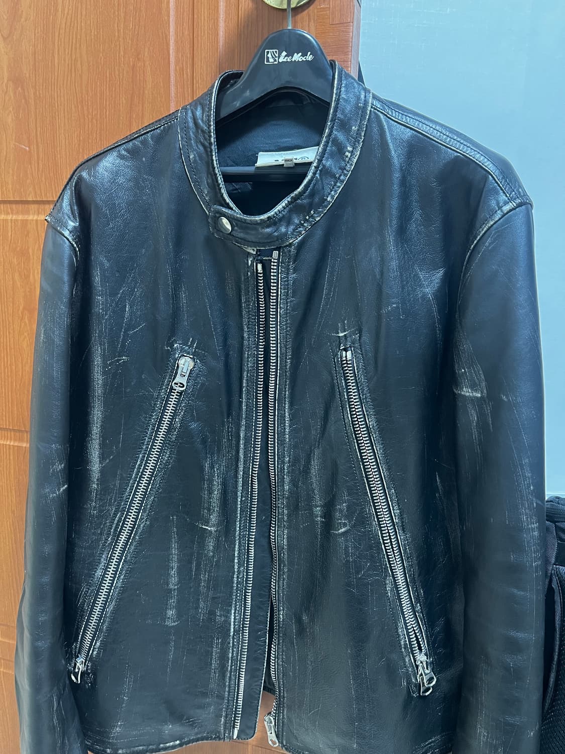 50) MM6 빈티지 이펙트 레더 집업 자켓  상품이미지1