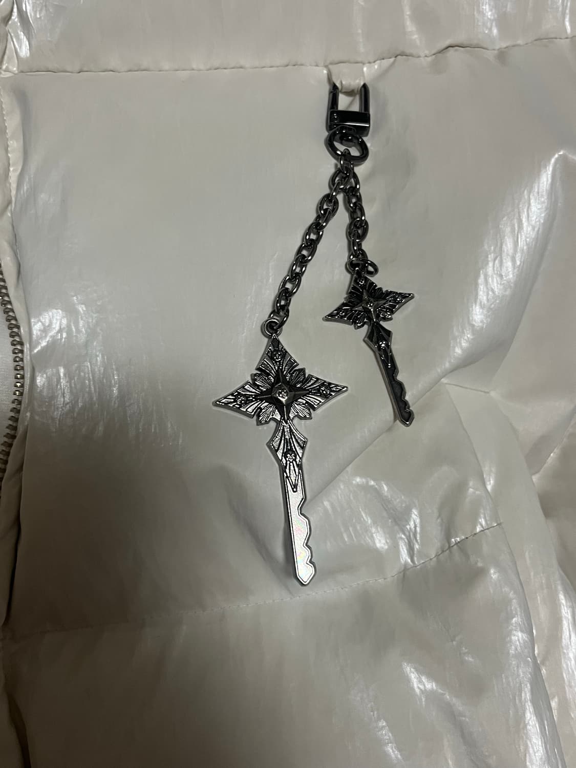 yeel leey 글로시 패디드 자켓 패딩+키링 상품이미지7