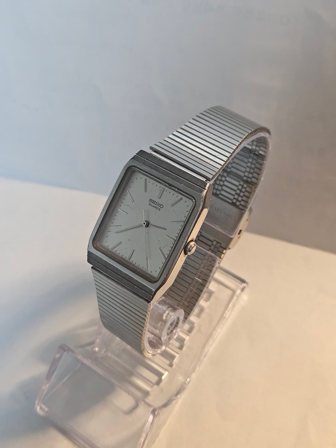 세이코 80s 빈티지 사각 쿼츠 시계 판매합니다 상품이미지1