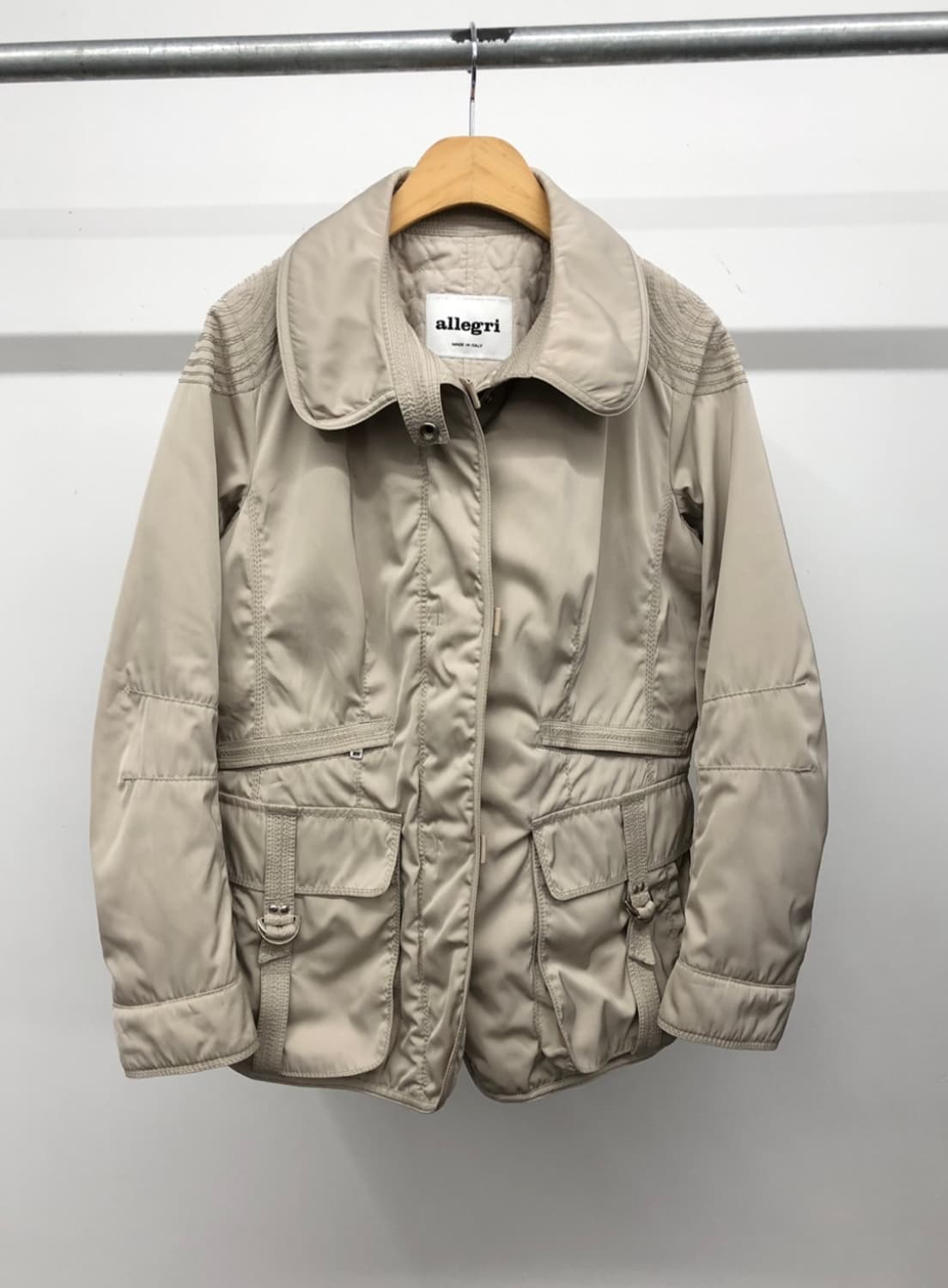 알레그리 여성 퀄팅 자켓 42사이즈(국내 55) 상품이미지1