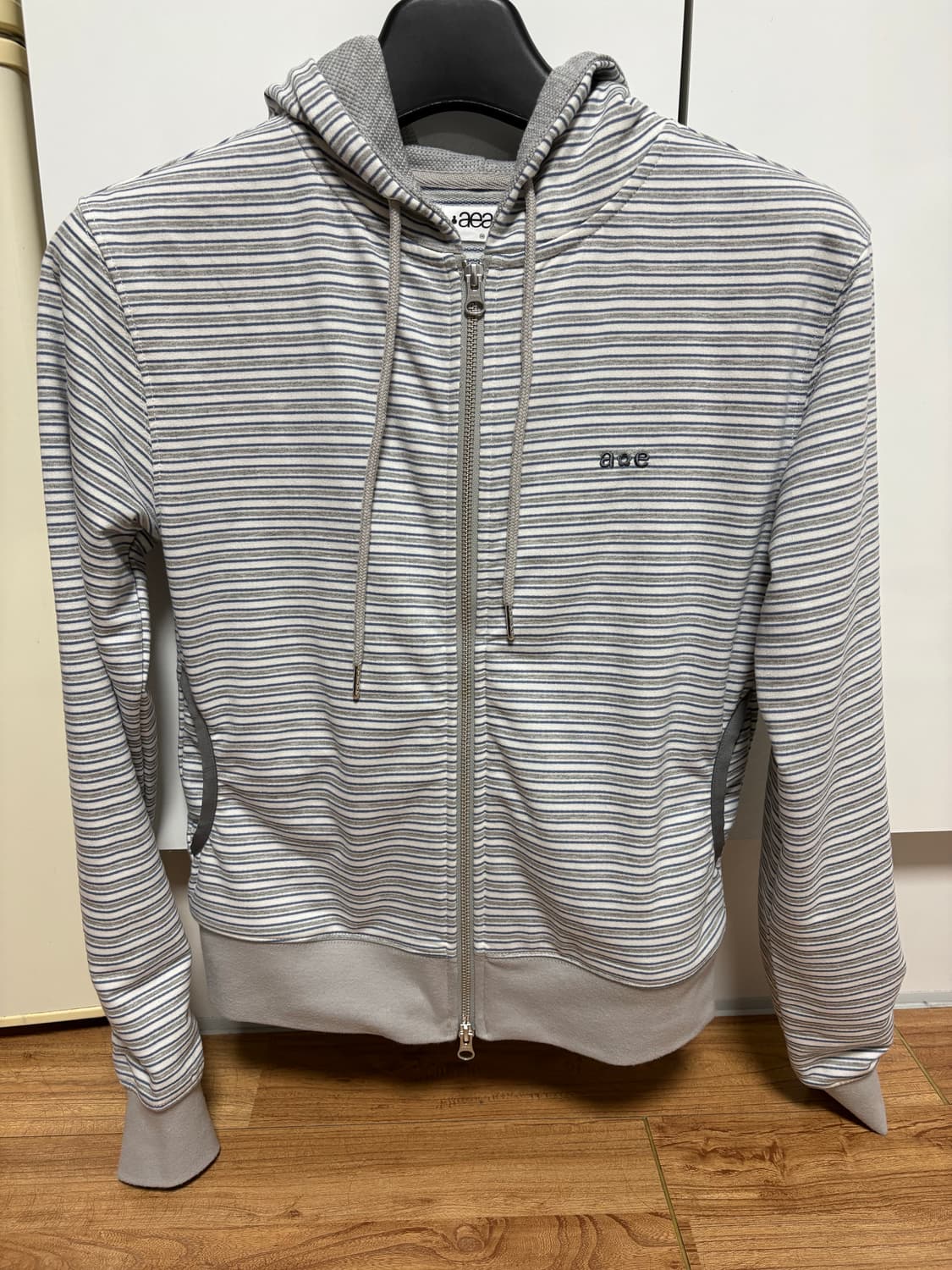 aeae 스트라이프 후드집업 그레이 새상품 상품이미지1