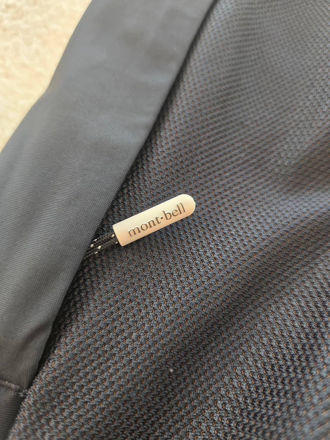 몽벨 검정색 소프트쉘 자켓 여성 L 상품이미지10