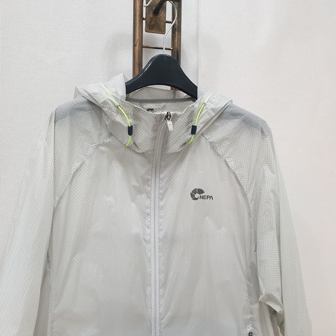 네파 남성 초경량 바람막이 자켓 105 상품이미지2