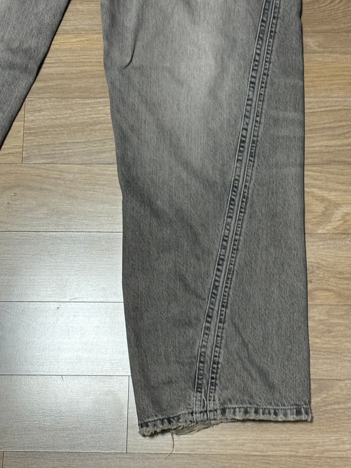 Zara 커브드 진 상품이미지4
