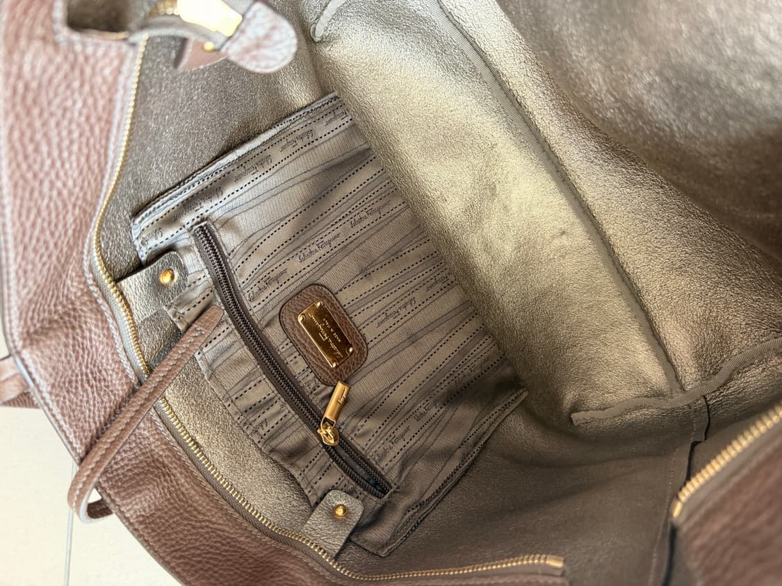 페레가모 정품 쇼퍼백 브라운 상품이미지8