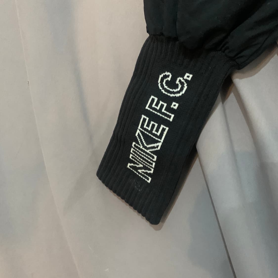 L 나이키 FC 우븐 커프 조거팬츠 상품이미지4