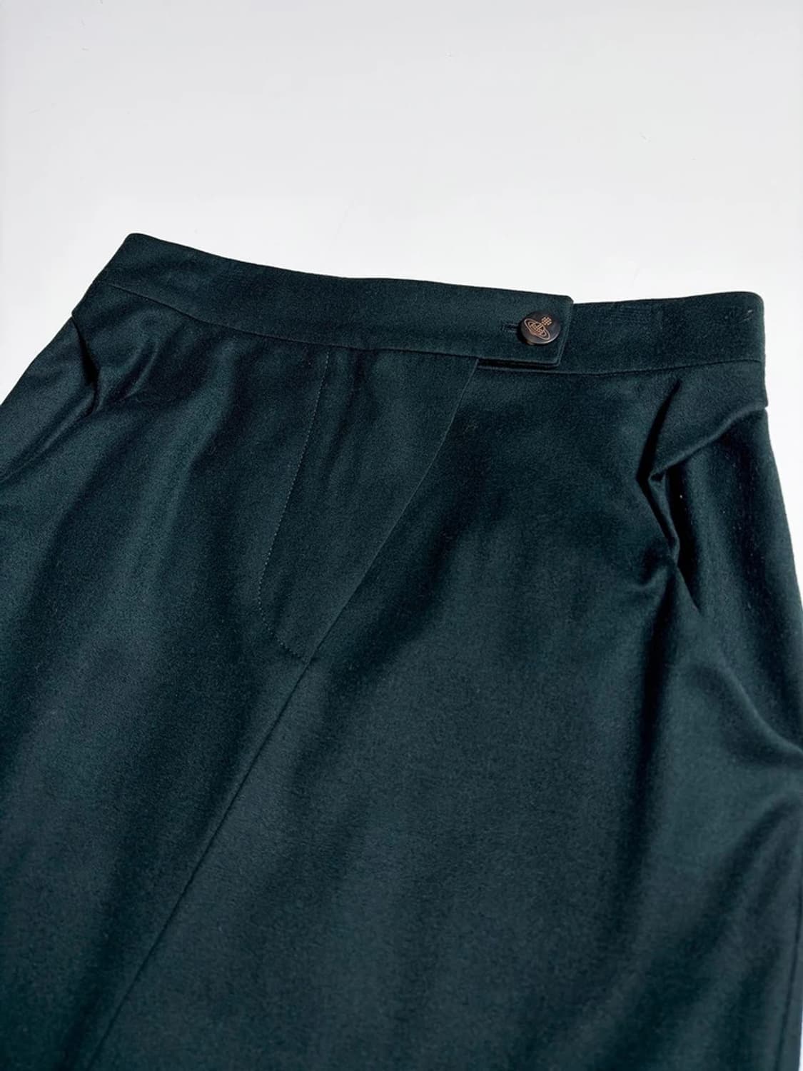 비비안웨스트우드 12FW 비대칭절개 울 스커트 R1841 상품이미지2