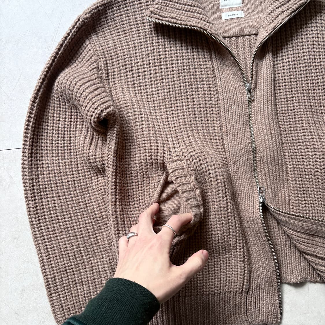 예스터데이스 투모로우 드라이버즈 니트 가디건 상품이미지5