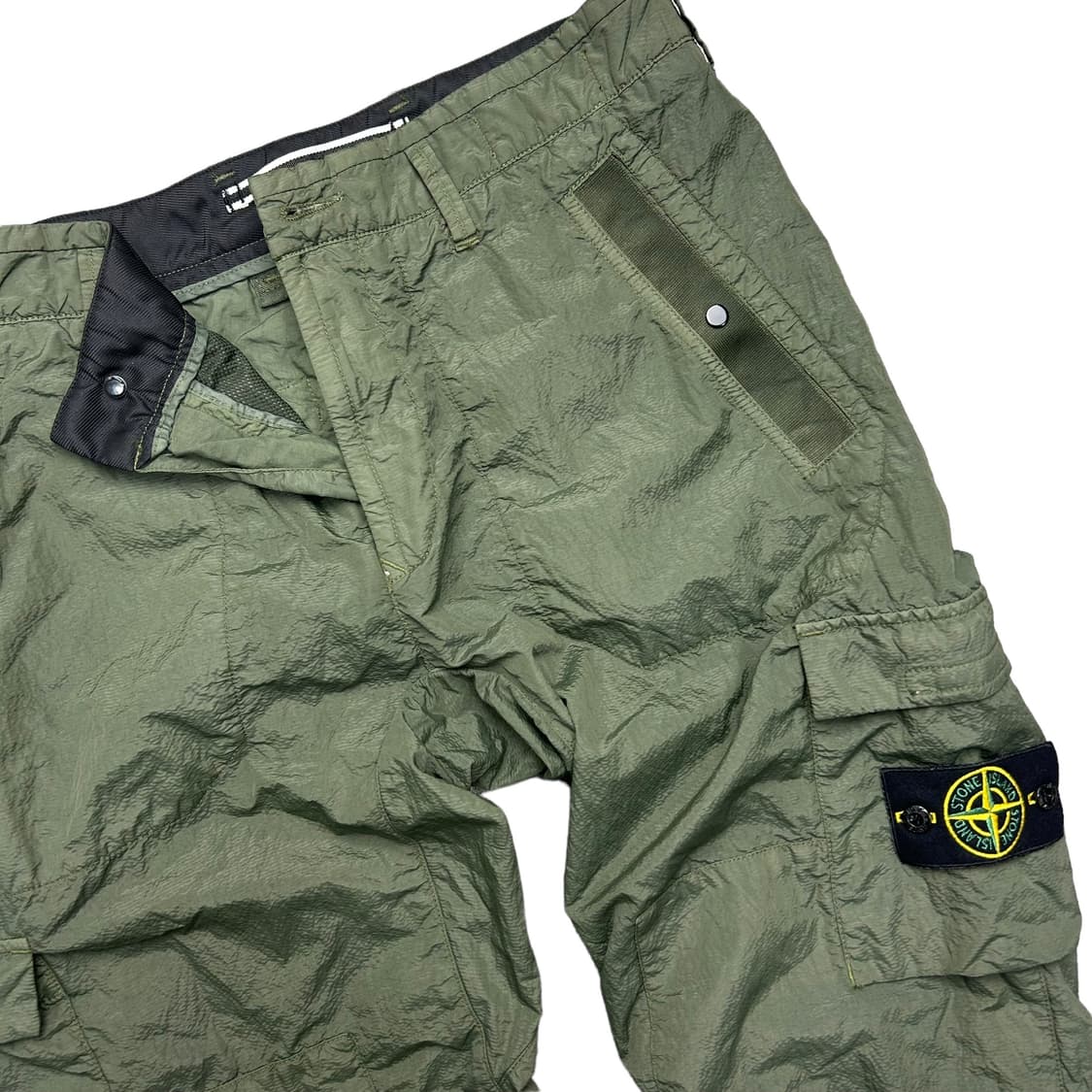 스톤아일랜드 나일론 메탈 조거 바지 상품이미지3