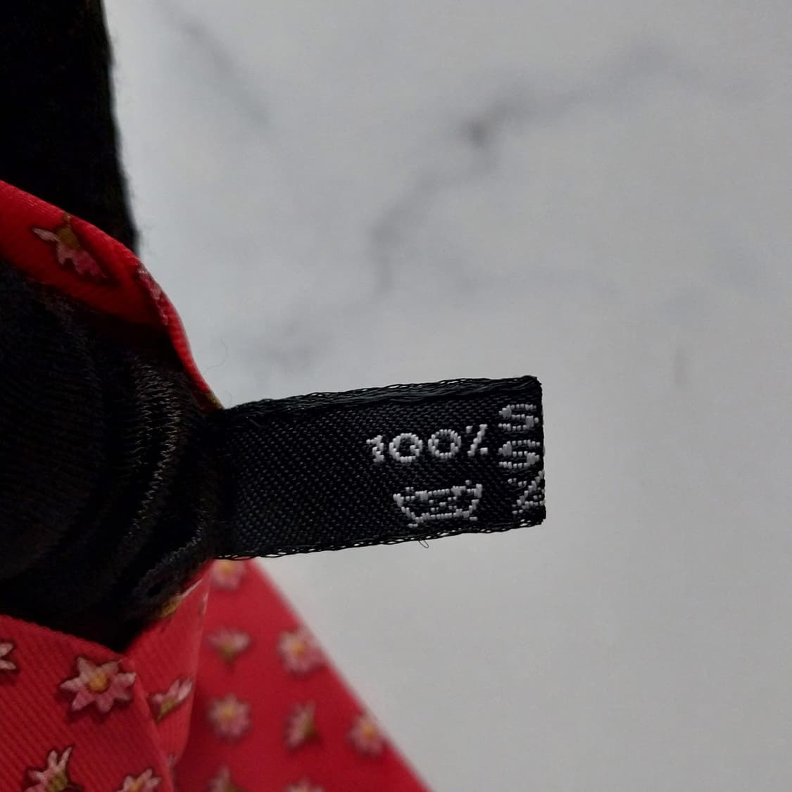 살바토레 페라가모 실크 레드 플라워 넥타이 9.8cm A등급 K1620
 상품이미지9