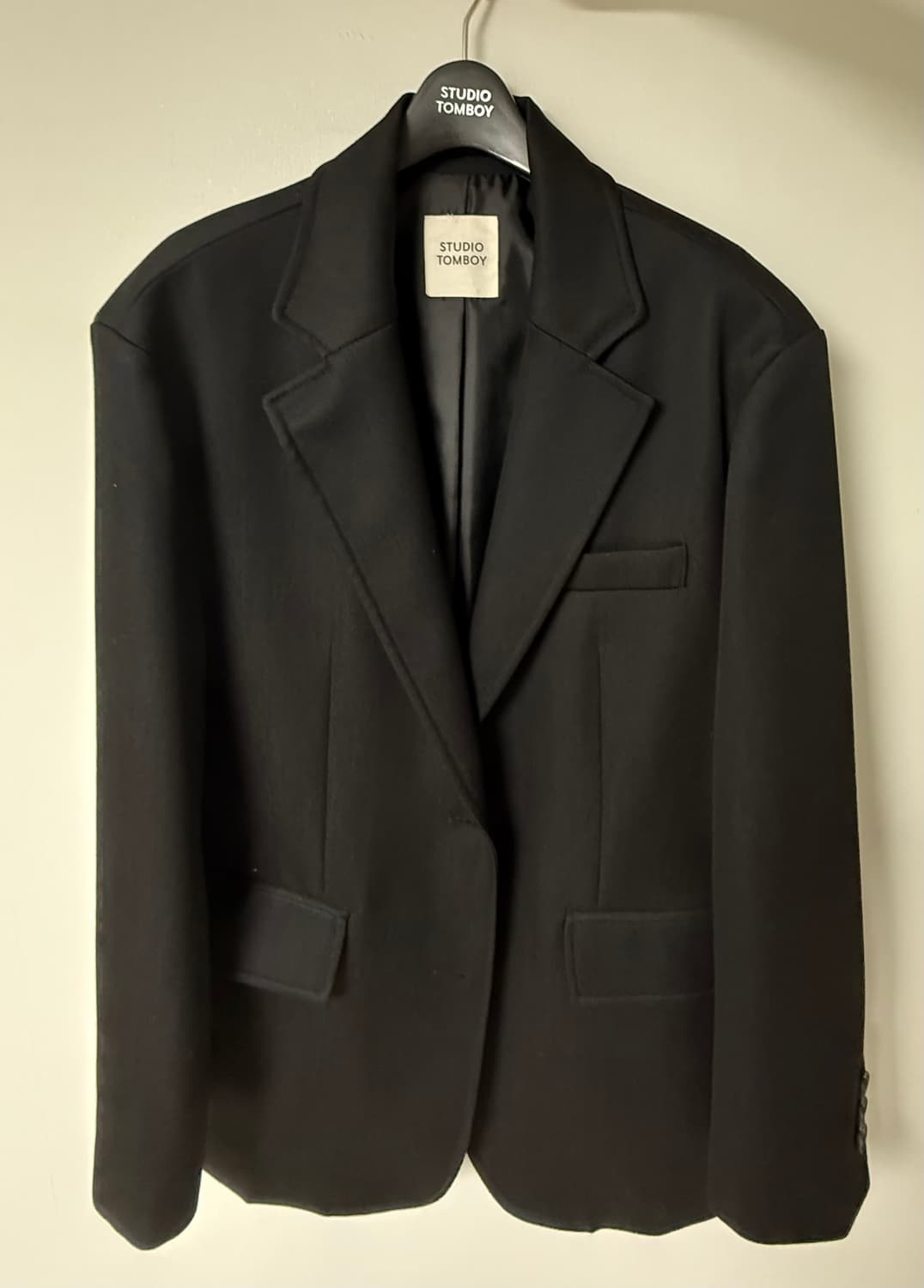 스튜디오 톰보이 블랙 블레이저 상품이미지1