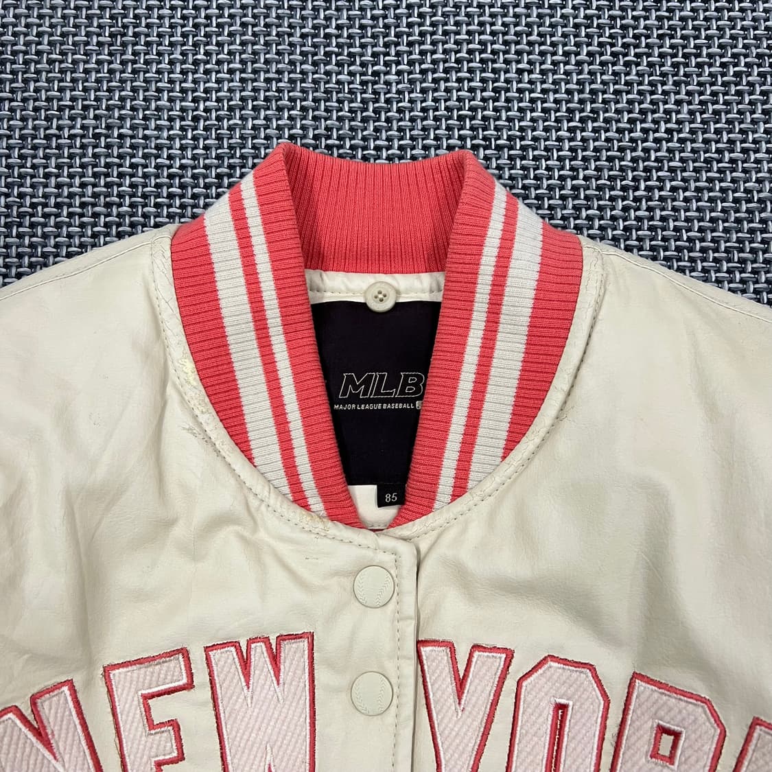 엠엘비 아이보리핑크 바시티 자켓 상품이미지3