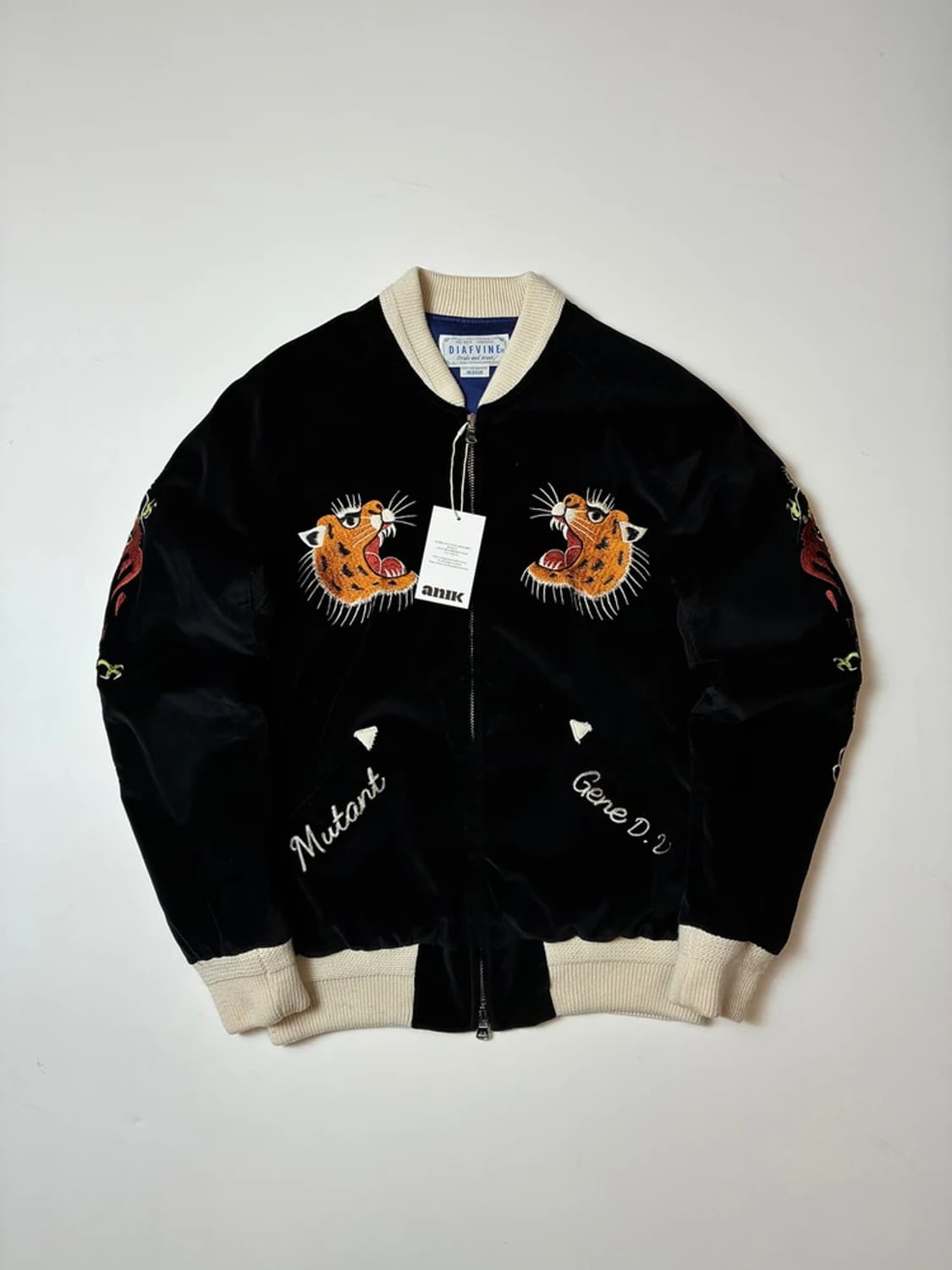 디아프바인 Diafvine 로어링 벨벳 수베니어 자켓 PN8325 상품이미지3