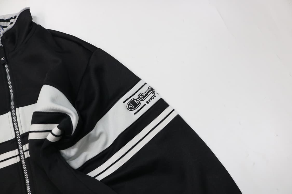 챔피온 빈티지 블랙 & 화이트 배색 스트라이프 트랙탑 (L) 상품이미지4