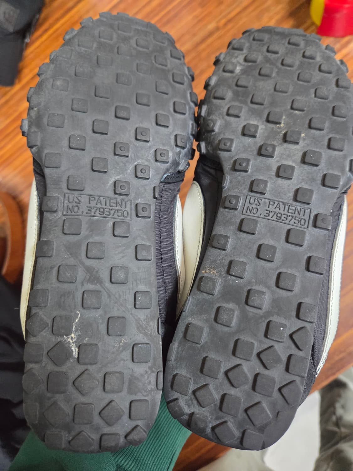 나이키 빈티지 와플레이서 검흰 265 상품이미지5