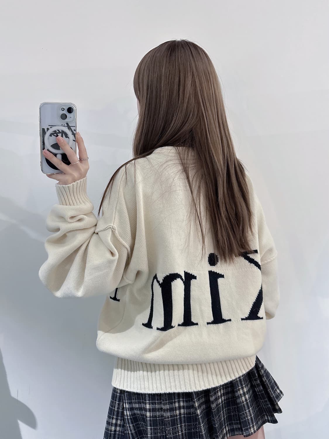 마뗑킴 빅로고 베이지 니트 상품이미지4