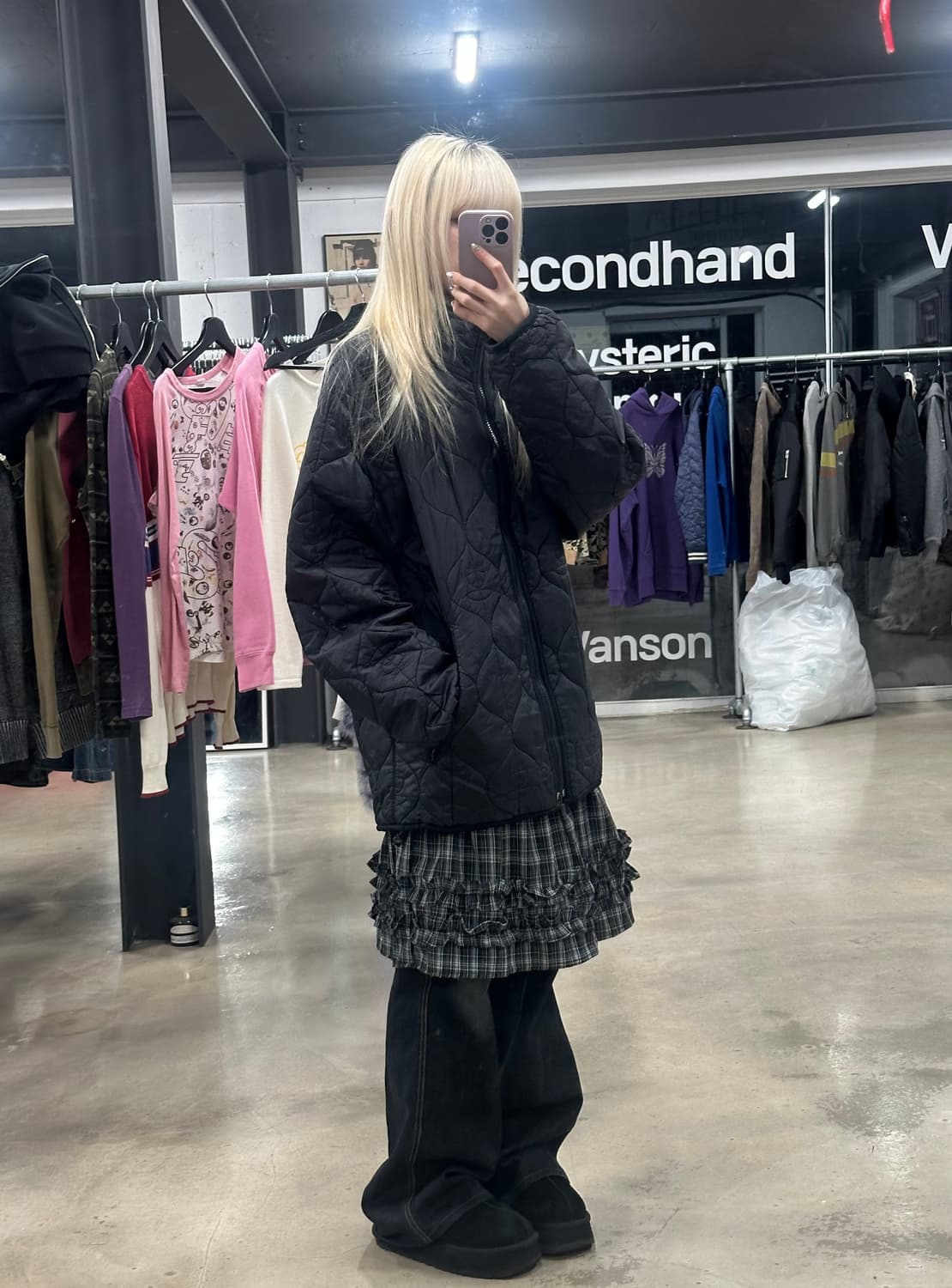 베이프 로고 그래픽 퀄팅 자켓 상품이미지3