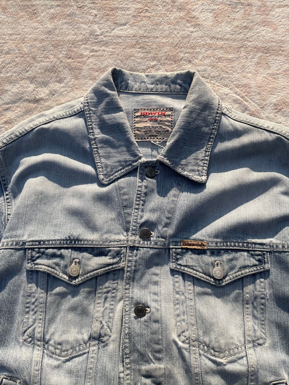 Edwin Light Wash Denim Trucker Jacket 상품이미지3