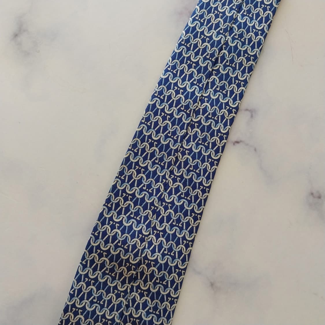 페라가모 실크 블루 간치니 패턴 넥타이 9cm B등급 K2503 상품이미지10
