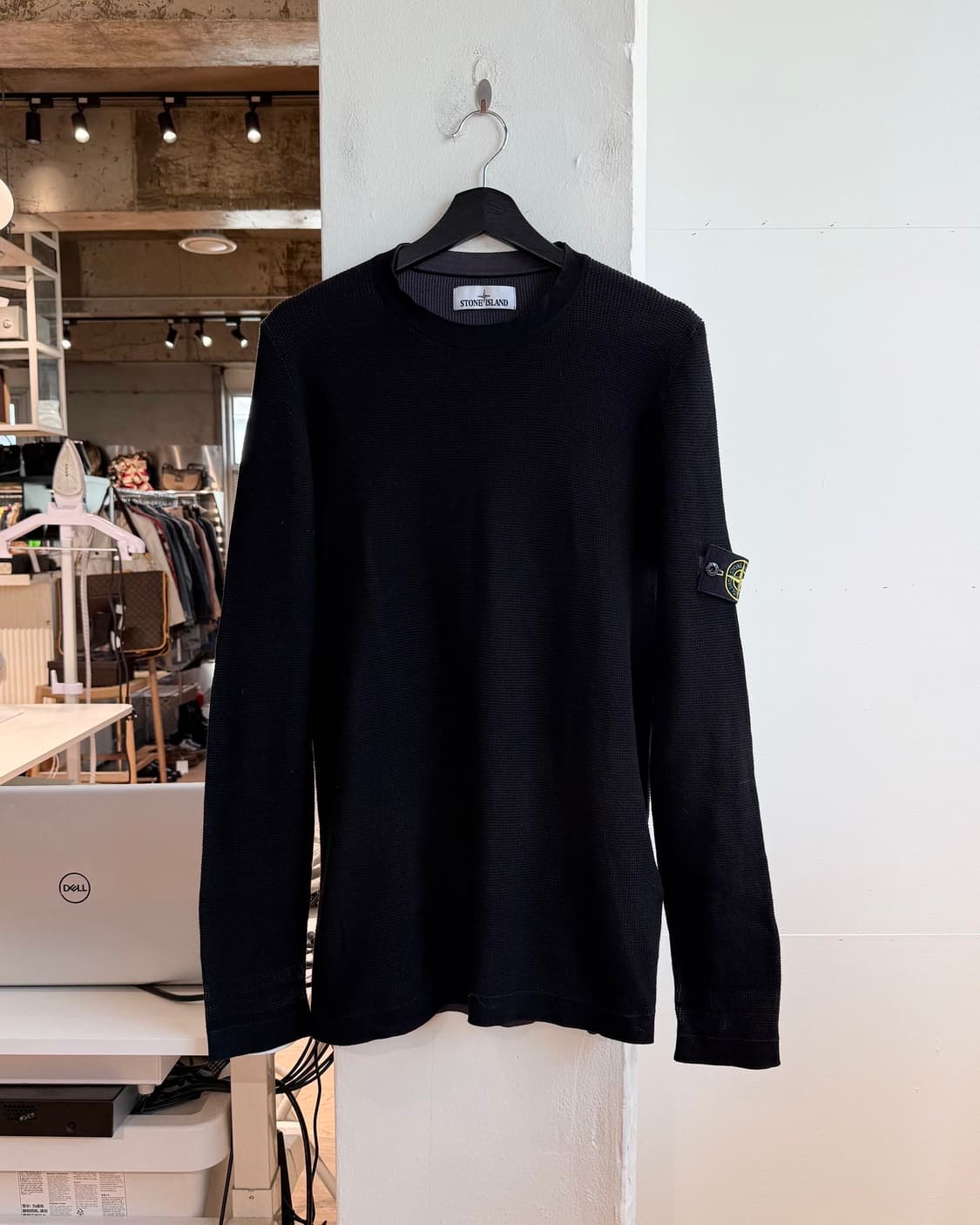 스톤아일랜드 블랙 와플 크루넥 니트  상품이미지2