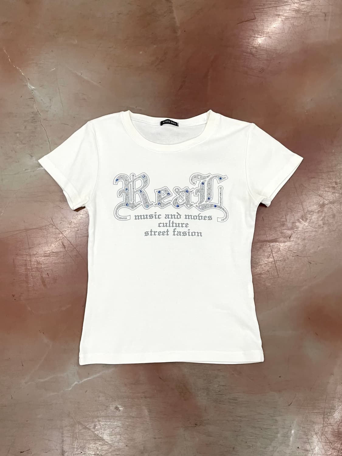 White Cubic lettering T-shirts 상품이미지3