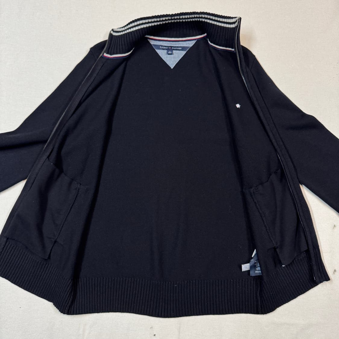 M) 타미힐피거 프리미엄코튼 니트 집업 블랙 상품이미지5