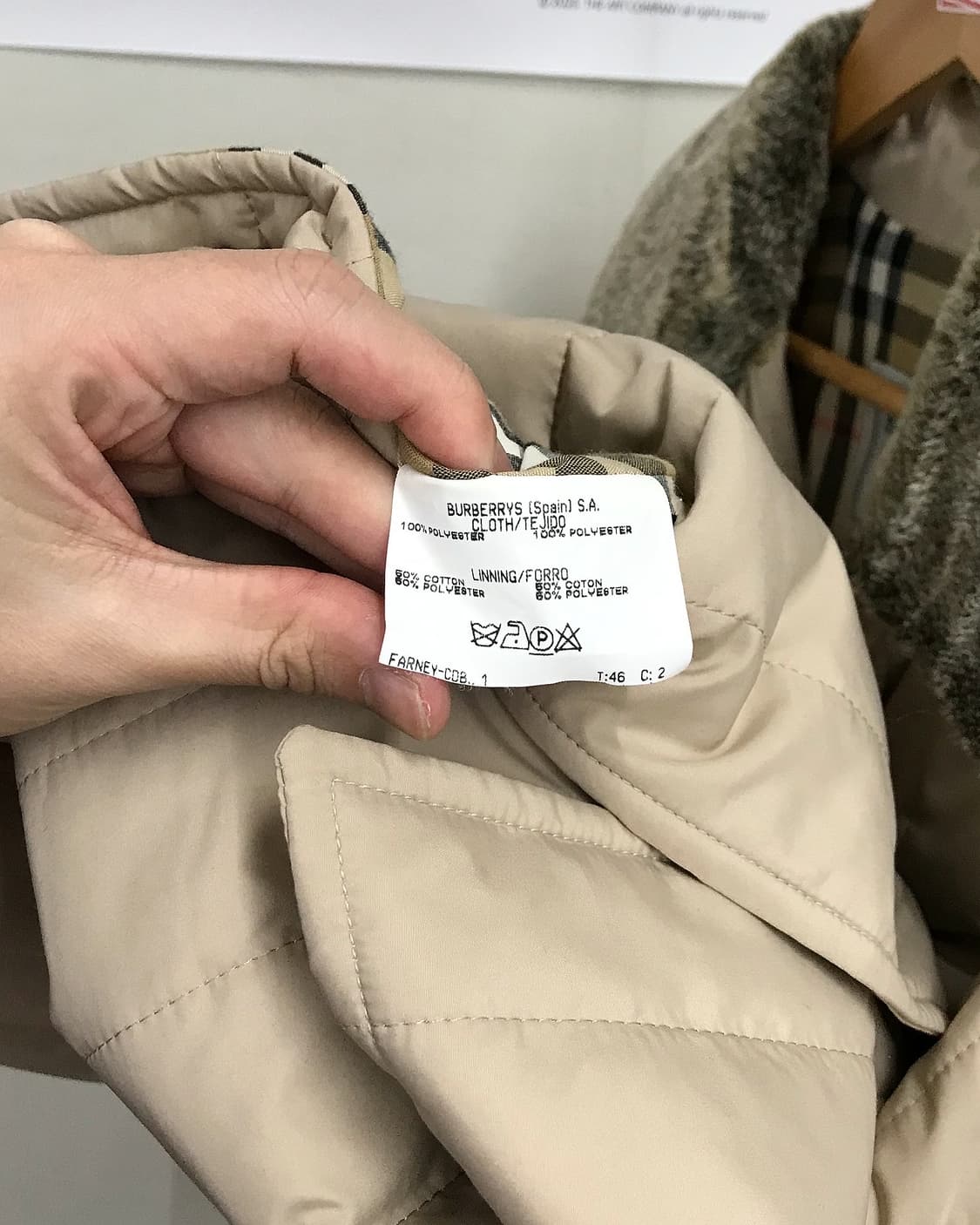 버버리 퍼 누빔 패딩 자켓 상품이미지6