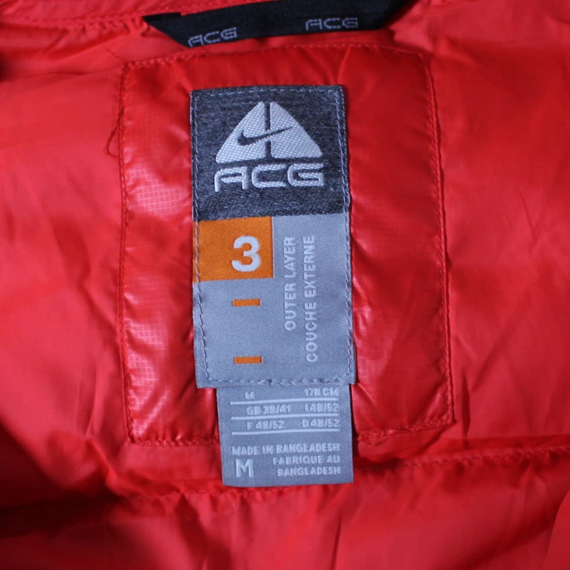 Nike ACG 레드 유광 패딩 상품이미지4