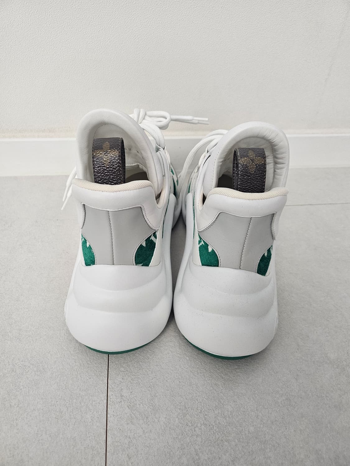 루이비통 아치라이트 LV 스니커즈 (그린) 상품이미지3