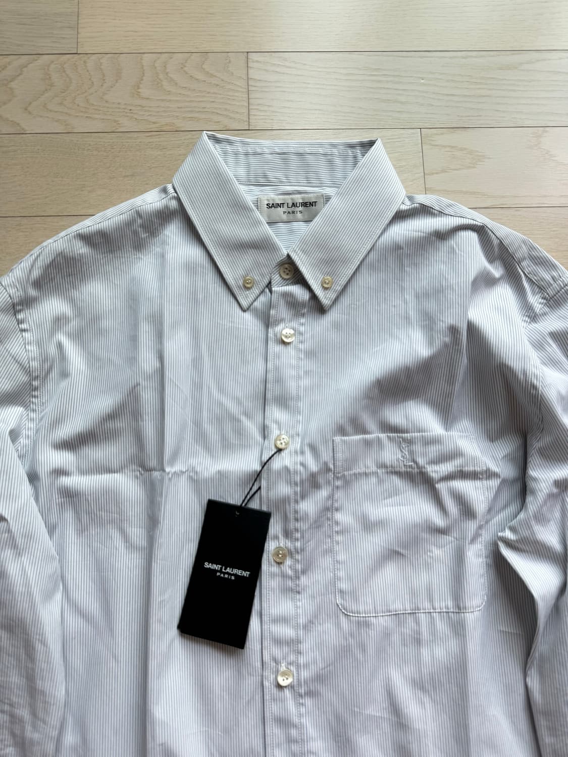 생로랑 24S/S 카산드리 로고 스트라이프 셔츠 상품이미지3