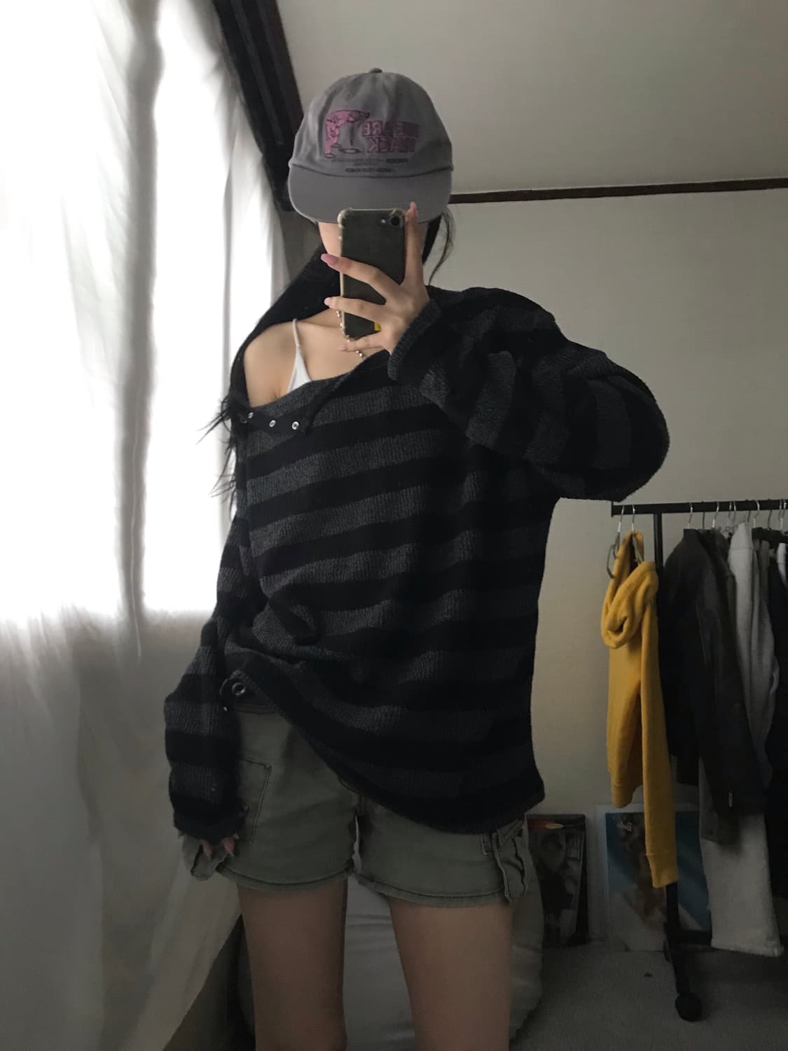 스트라이프 넥버튼 탑 상품이미지1