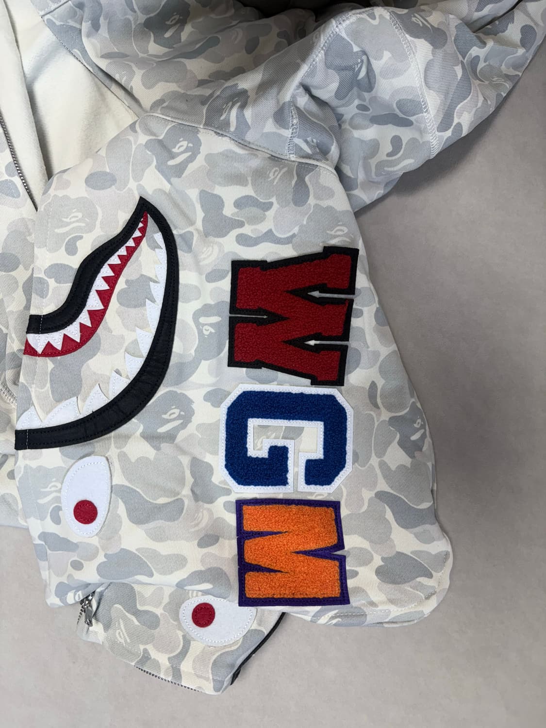 베이프 샤크후드 백계 새상품 상품이미지2