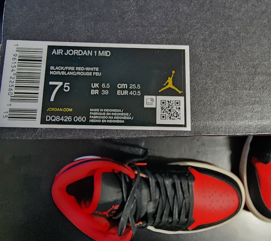 [255] 나이키 조던1 미드 블랙 파이어 레드 상품이미지3
