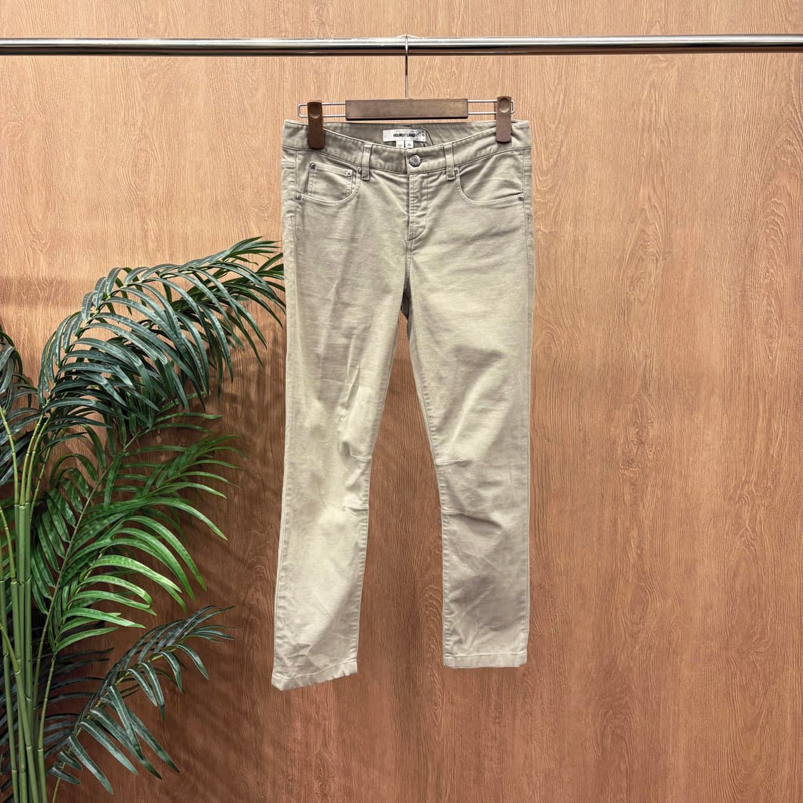 헬무트랭 스키니 코튼 팬츠 미니멀 심플 스퀘어 포켓 버튼 디테일 베이지 상품이미지1