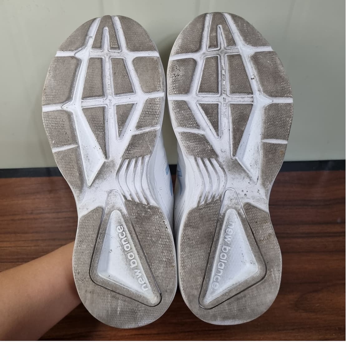 뉴발란스 409 운동화 250 상품이미지3