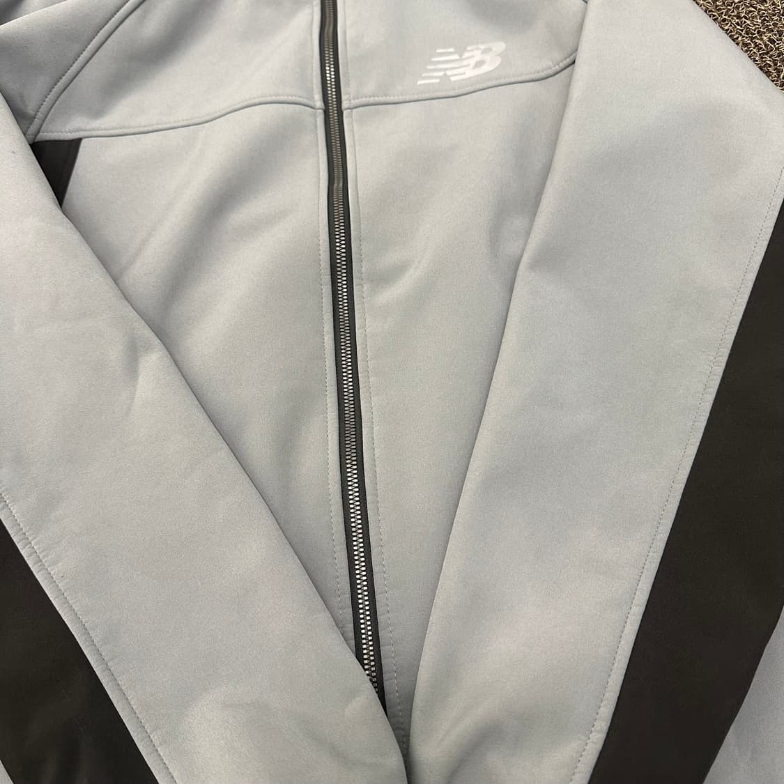 뉴발란스 기모 후드집업 자켓 M 상품이미지4