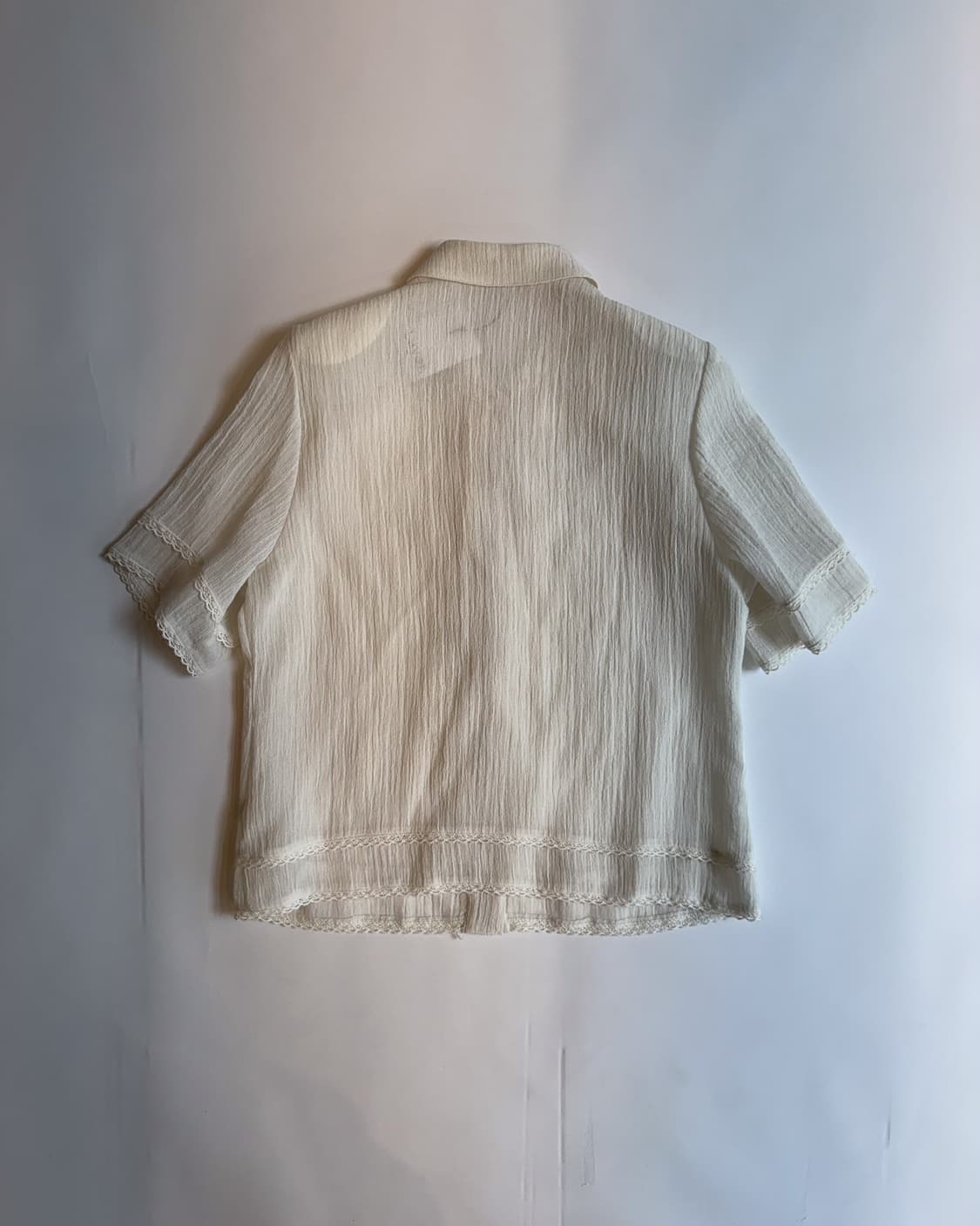 Pintuck Lace Blouse 상품이미지2