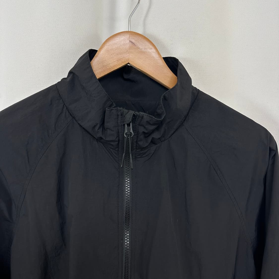   무신사스탠다드 남자 간절기 나일론 집업자켓 검정 M 95 상품이미지2