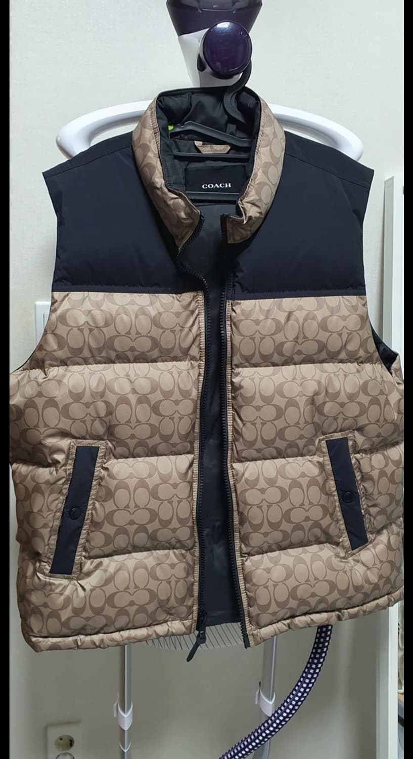 코치 남녀공용 시그니쳐 다운 패딩 베스트 XL 105-110 상품이미지6