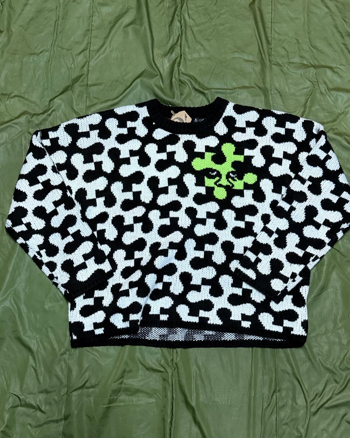 오베이 퍼즐 스웨터 M 상품이미지1