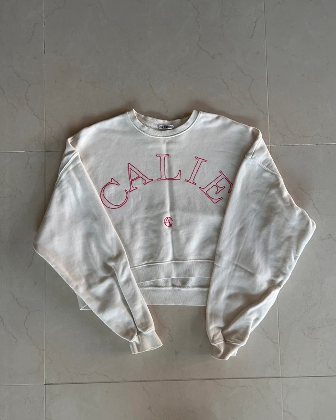 애즈이프캘리 크롭 맨투맨 화이트 상품이미지1