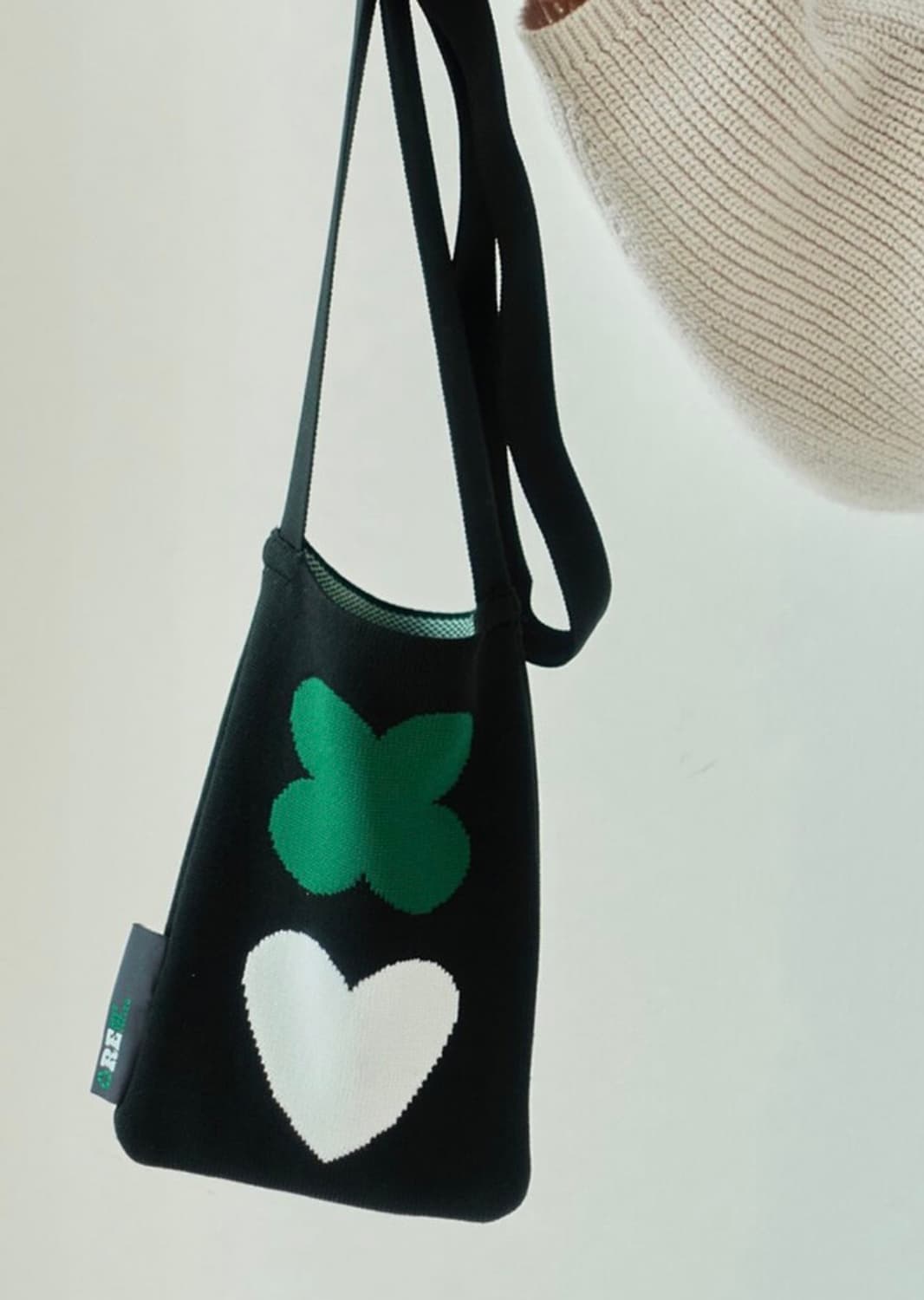 드롭드롭드롭 dropdropdrop 니트 크로스백 미니백 상품이미지2