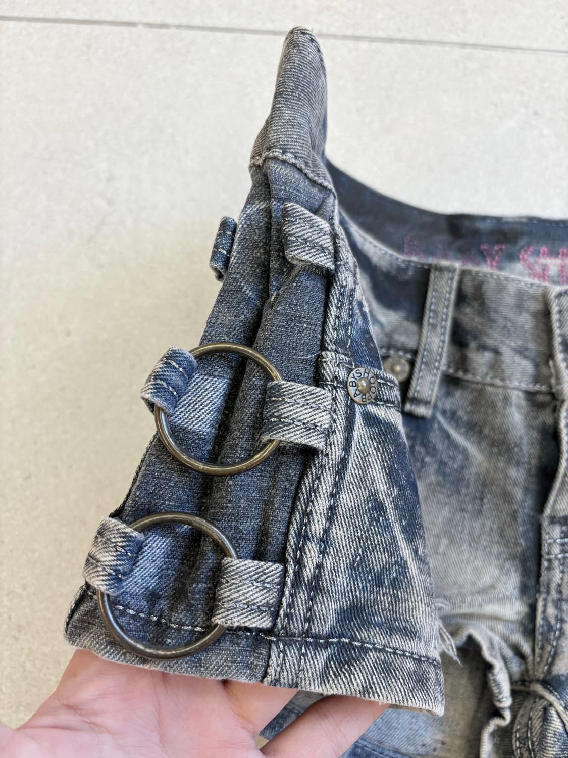 워싱 데미지 링 숏츠 상품이미지2