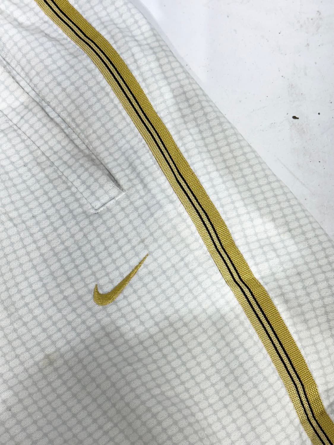 00s 나이키 화이트 골드 사이드 라인 와이드 팬츠 M 상품이미지6