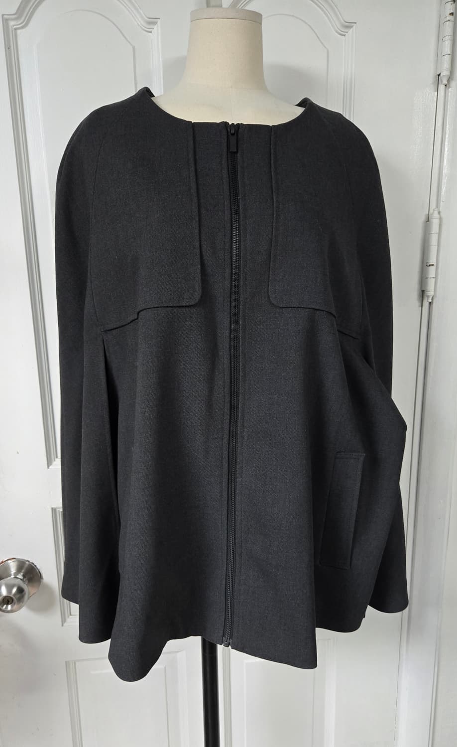 새상품)할로겐 케이프코트 상품이미지1