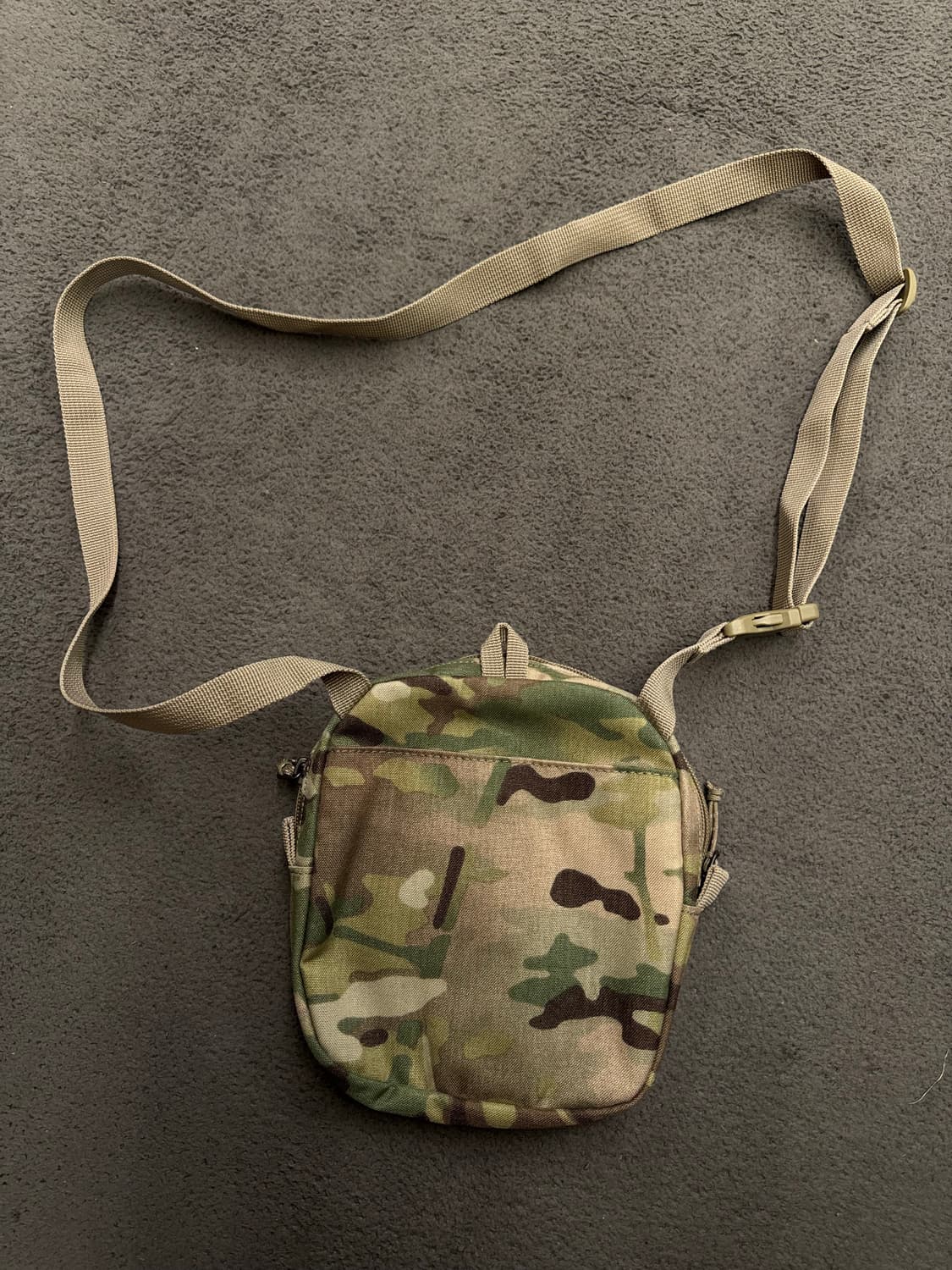 디스이즈네버댓 카모 미니 크로스백 미시착  상품이미지2
