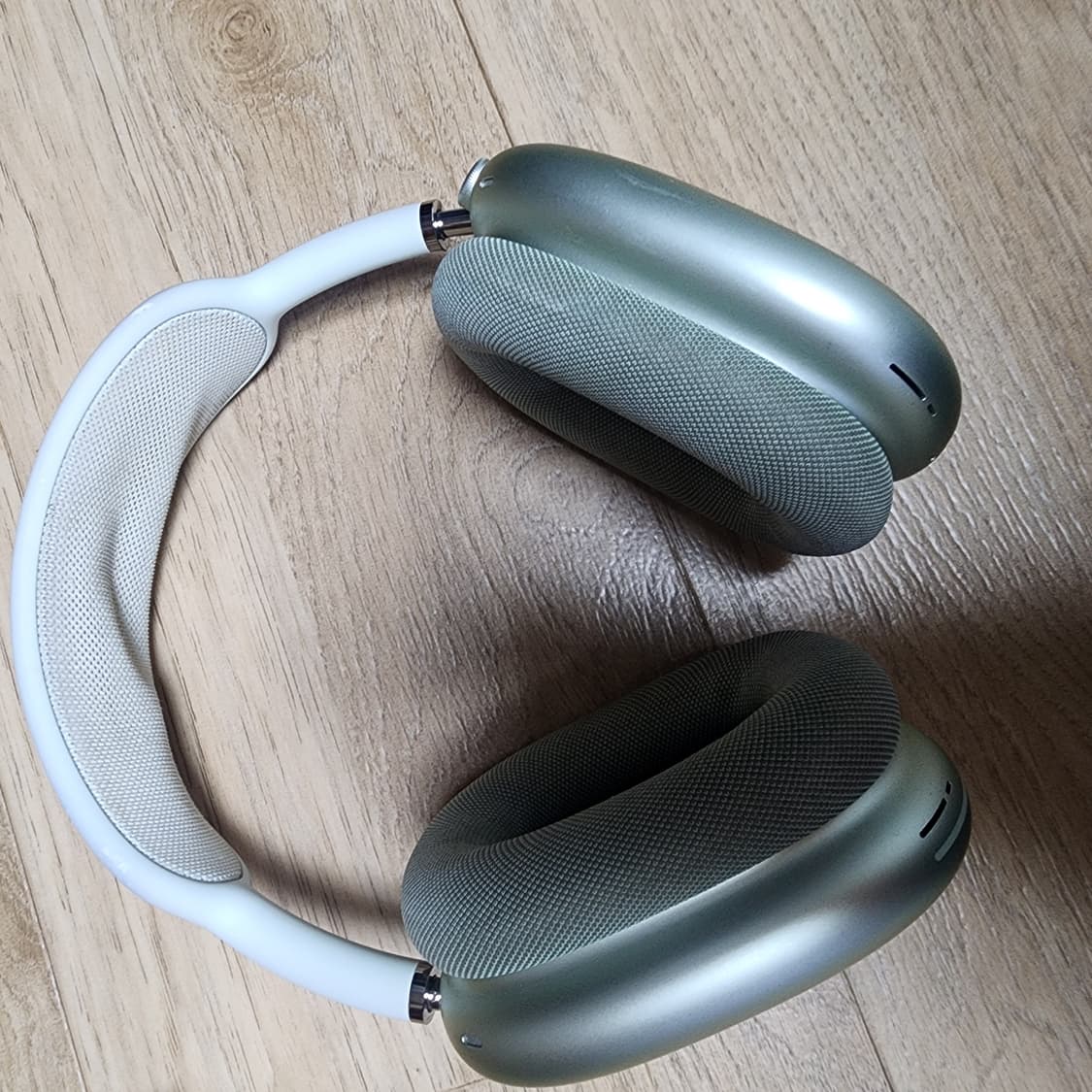 애플 에어팟맥스 실버 상품이미지6