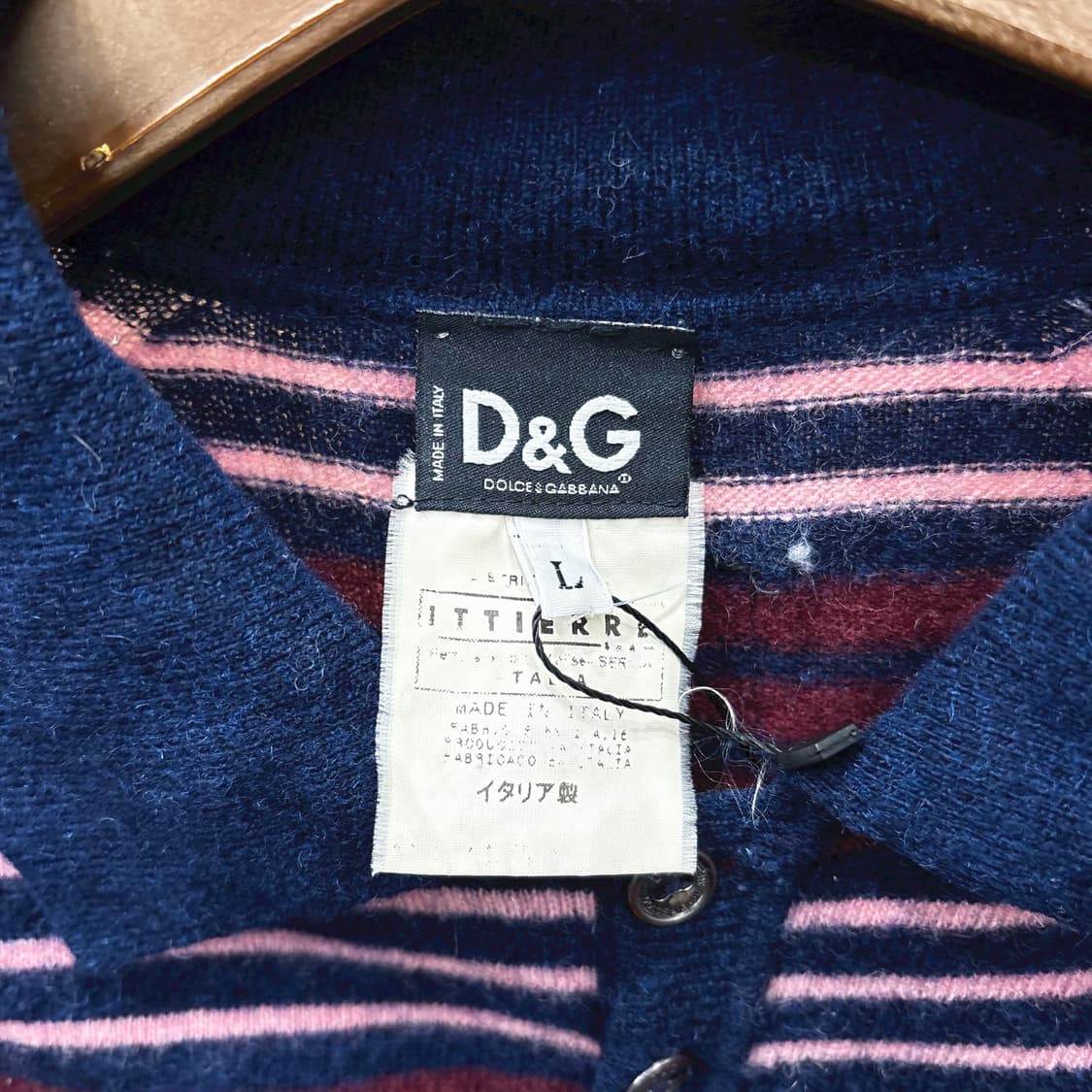 돌체앤가바나 긴팔 카라 니트 멀티 스트라이프 패턴 로고 패치 네이비 레드 상품이미지7