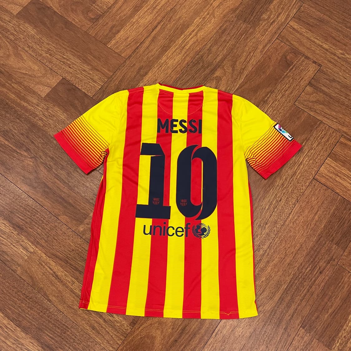 나이키 바르셀로나 13-14 메시마킹 유니폼 상품이미지2